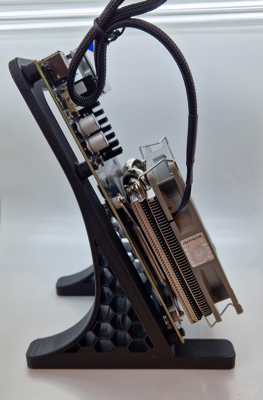 NerdQaxe++ Air 4.8T 75W BTC Miner 2.4G WiFi Bitcoin Asic Miner