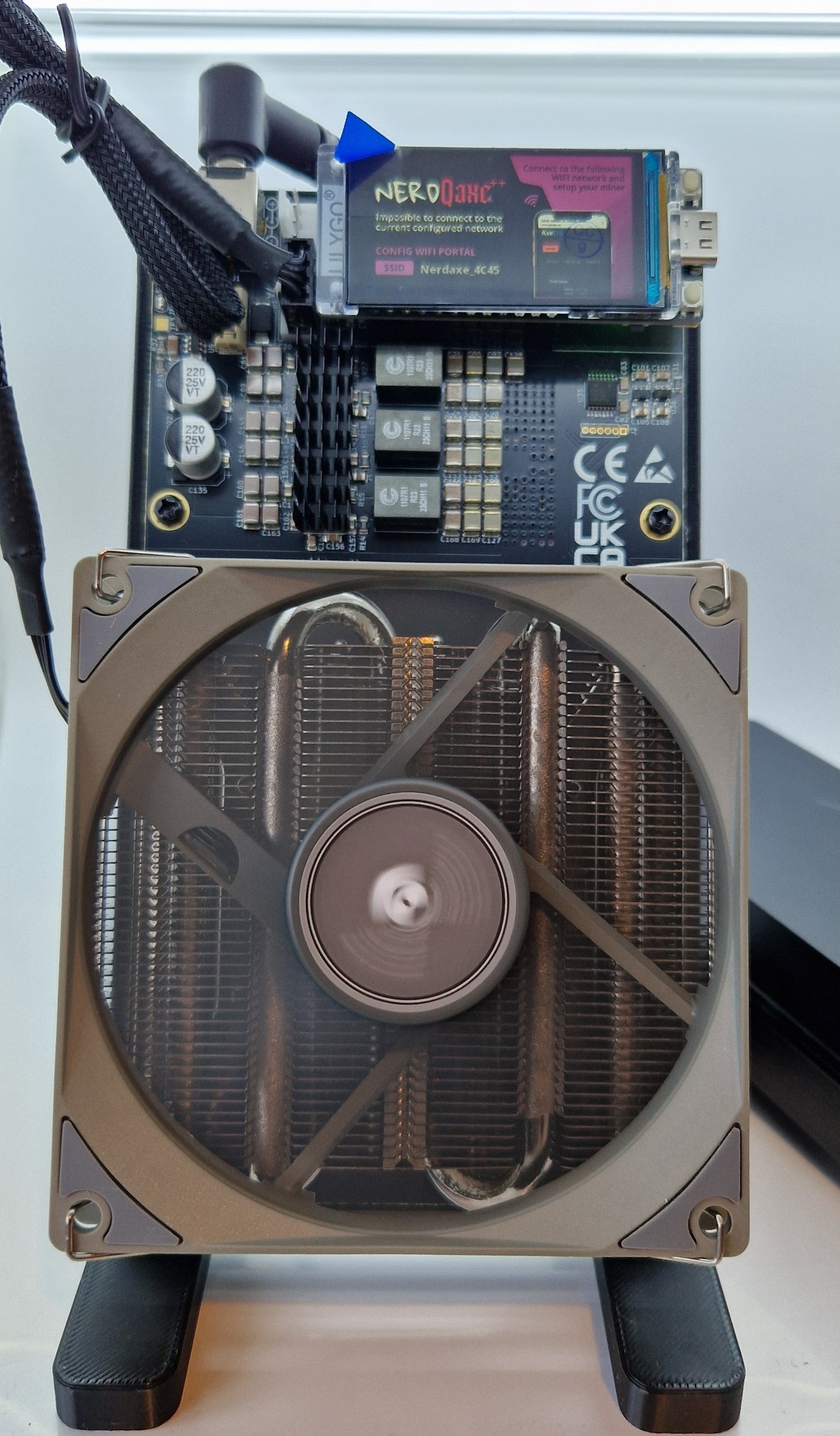 NerdQaxe++ Air 4.8T 75W BTC Miner 2.4G WiFi Bitcoin Asic Miner